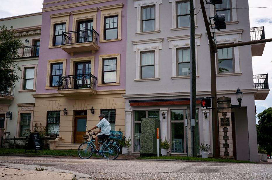 The pastel-colored building, left, where Jeanine and Tony Consoli rent in Sarasota, Fla. 